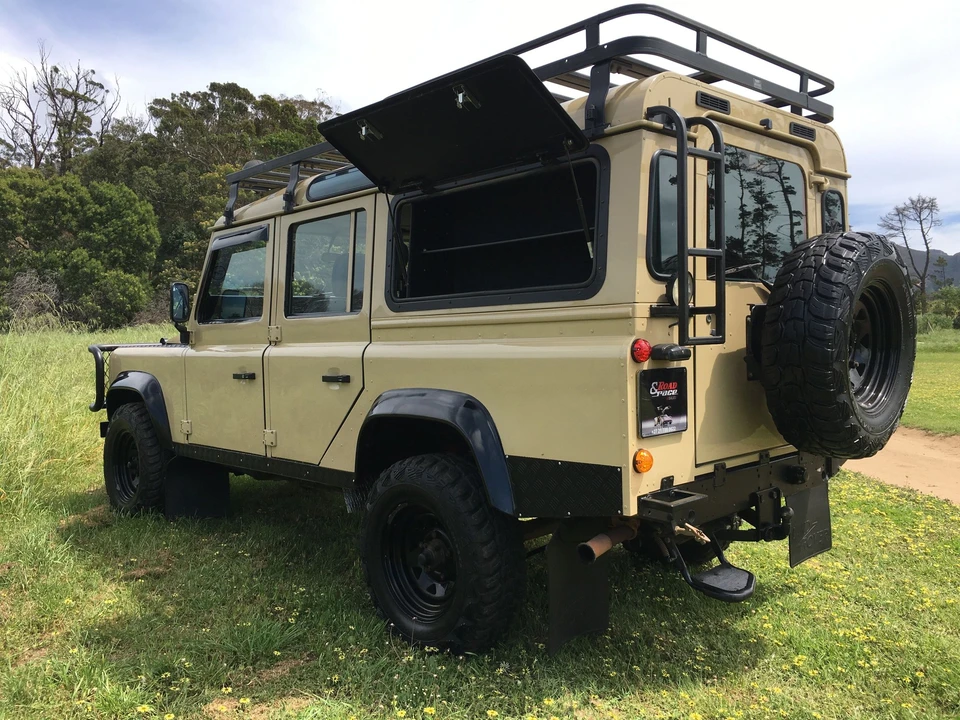 1990 Land Rover Defender 110 - Image 15 of 29