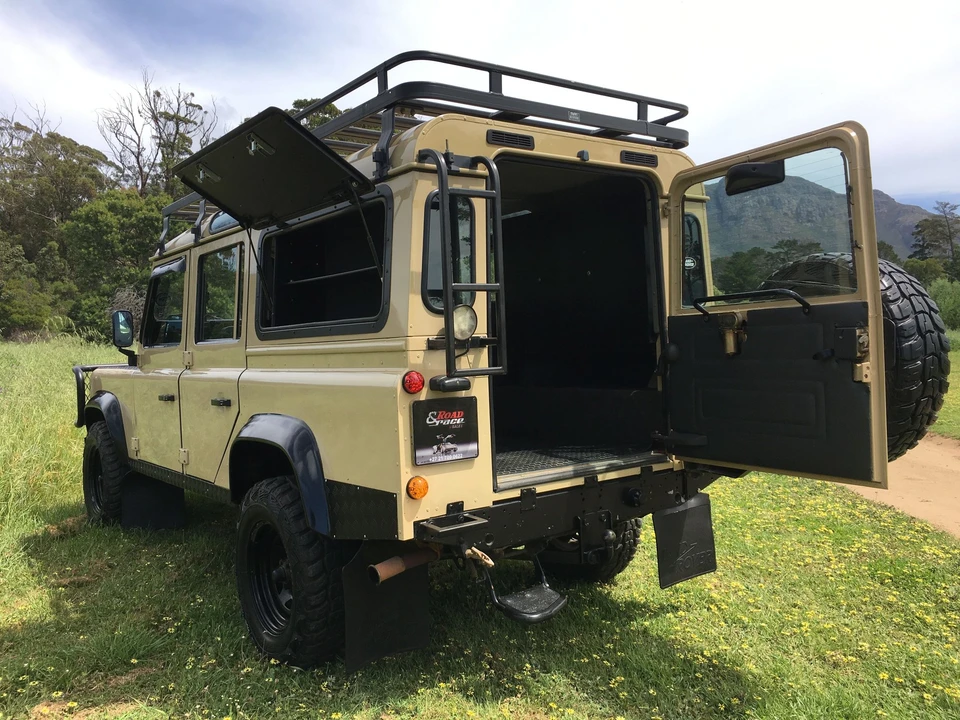 1990 Land Rover Defender 110 - Image 16 of 29