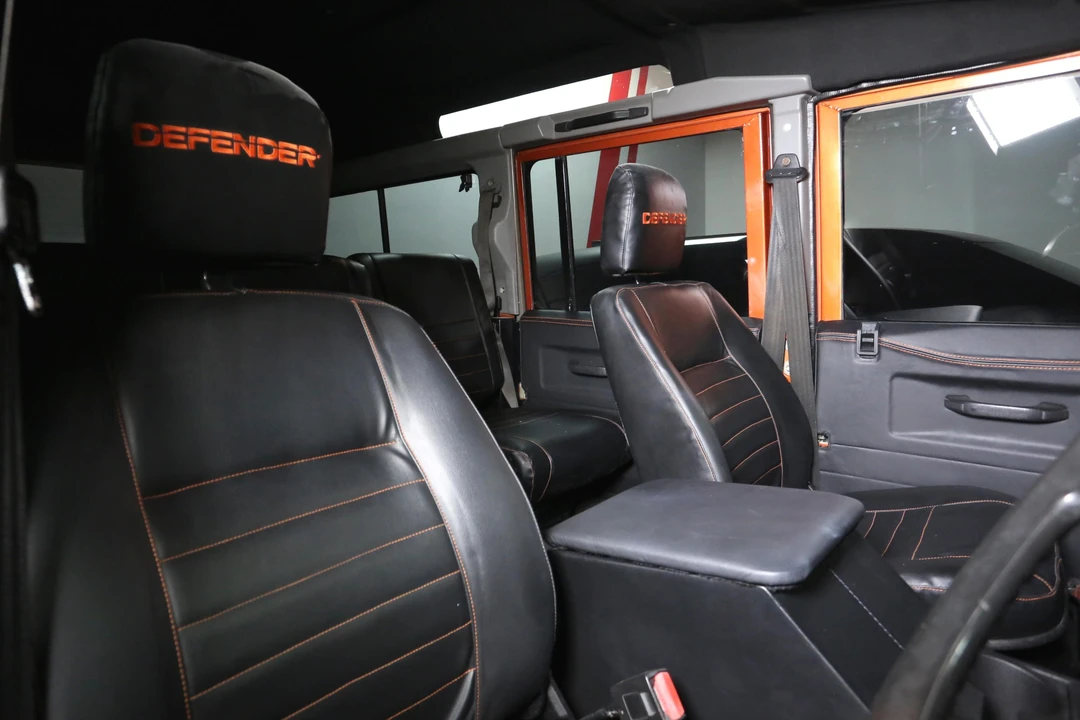 1990 Land Rover Defender 110 - Image 31 of 31