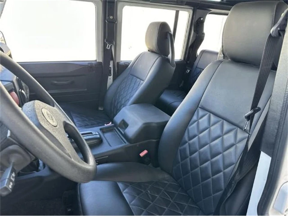 1990 Land Rover Defender 110 - Image 4 of 21