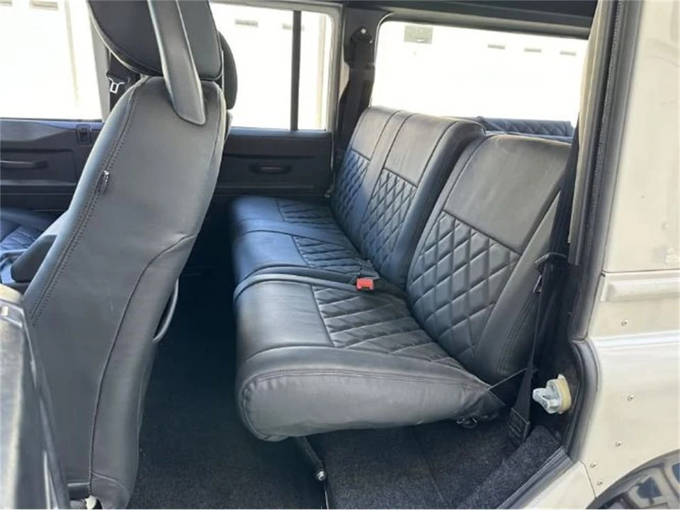 1990 Land Rover Defender 110 - Image 20 of 21