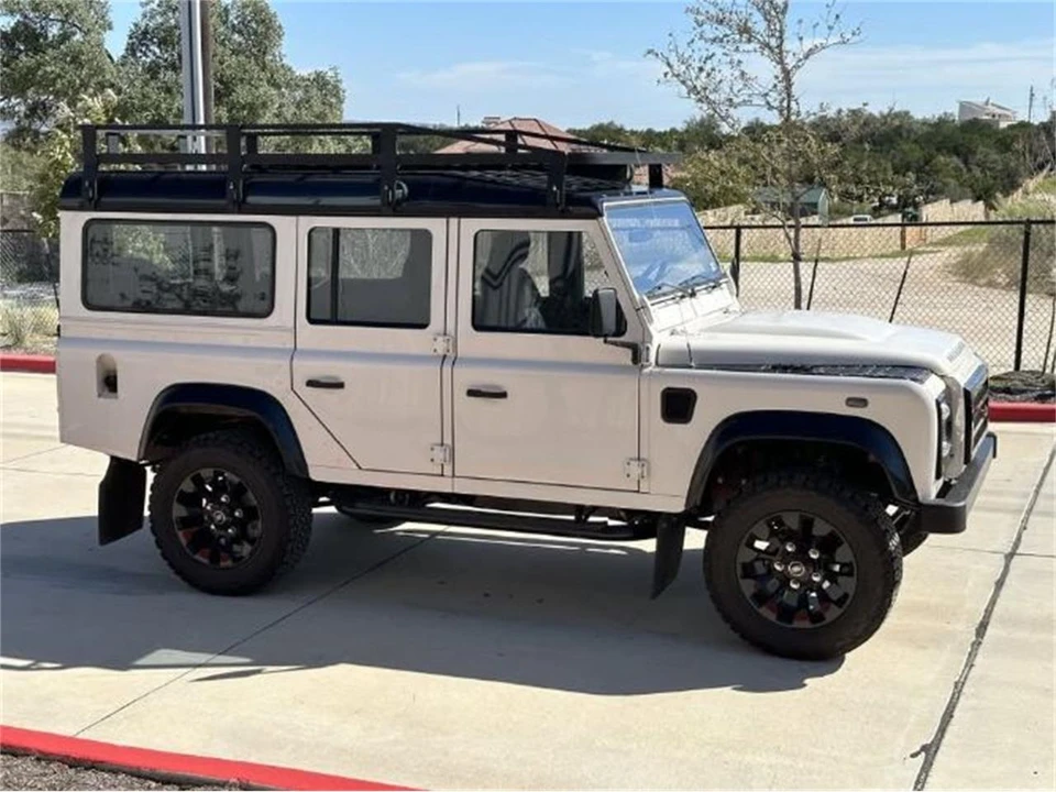 1990 Land Rover Defender 110 - Image 13 of 21