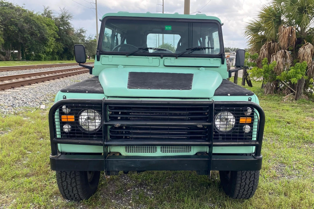 1990 Land Rover Defender 110 - Image 2 of 30