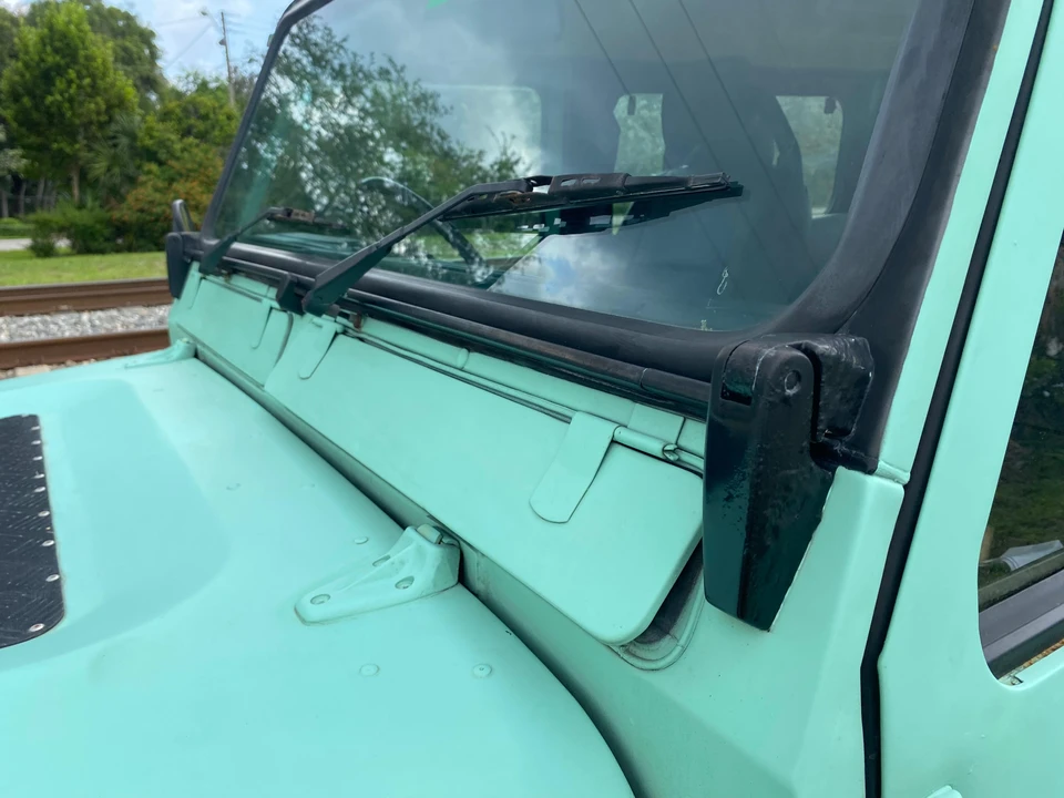 1990 Land Rover Defender 110 - Image 30 of 30