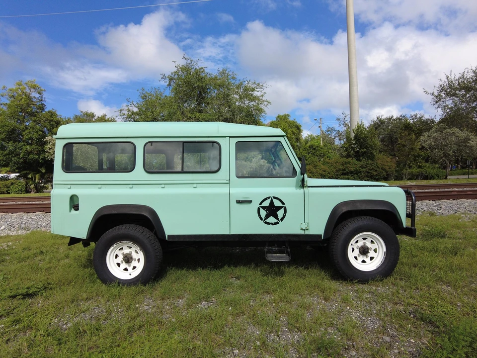 1990 Land Rover Defender 110 - Image 16 of 30