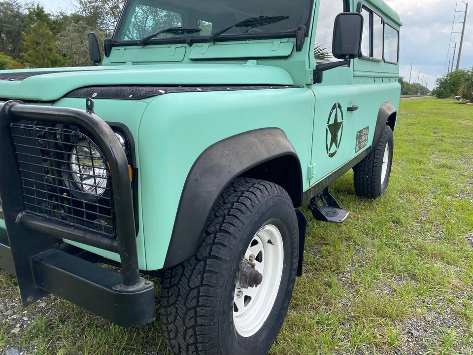 1990 Land Rover Defender 110 - Image 28 of 30