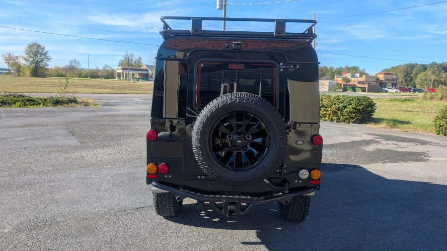1990 Land Rover Defender 110 - Image 9 of 31