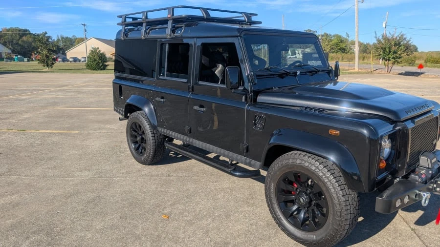 1990 Land Rover Defender 110 - Image 17 of 31