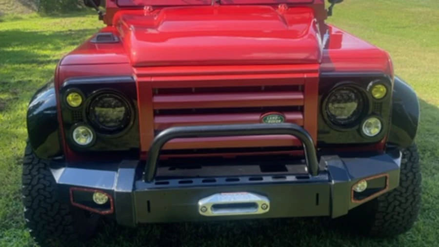 1990 Land Rover Defender 110 - Image 3 of 16