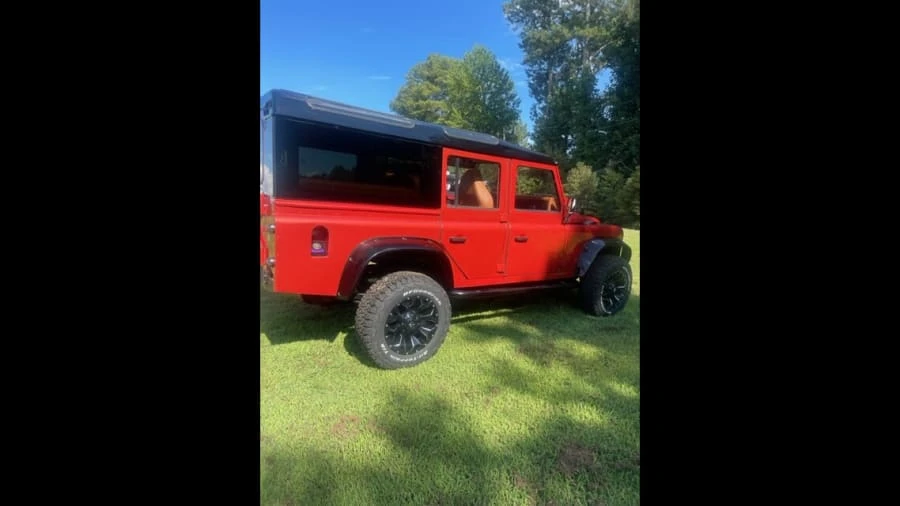 1990 Land Rover Defender 110 - Image 5 of 16