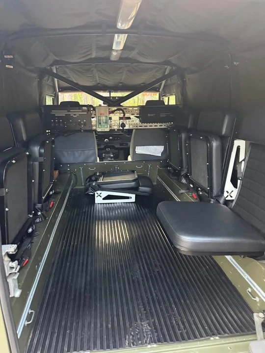 1990 Land Rover Defender 110 - Image 15 of 20