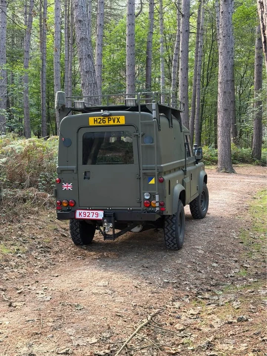 1990 Land Rover Defender 110 - Image 4 of 20