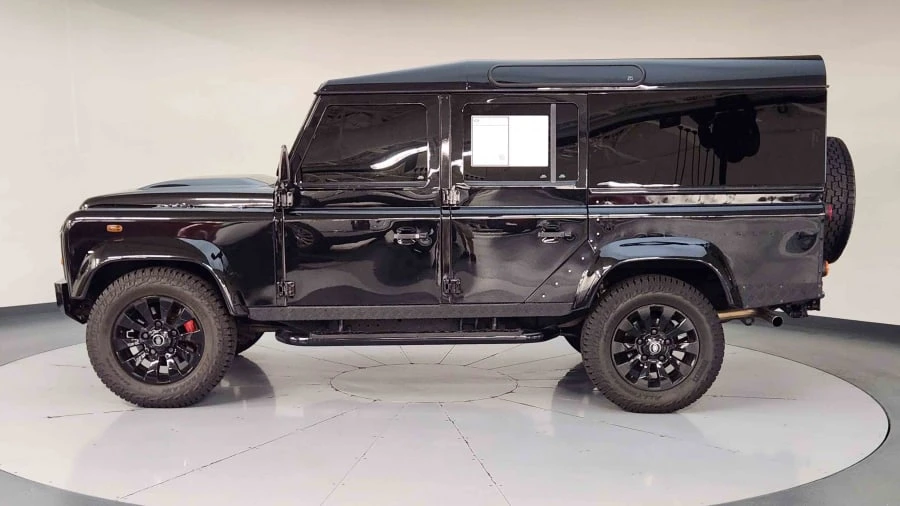 1990 Land Rover Defender 110 - Image 2 of 22