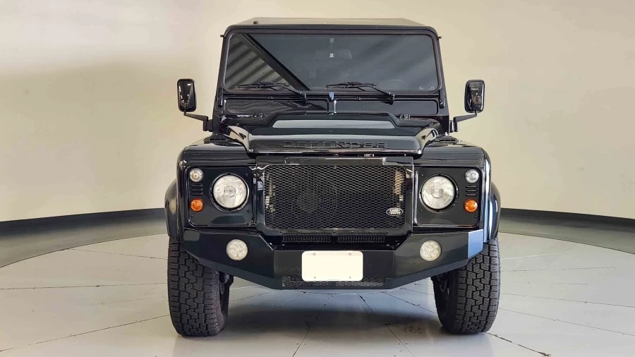 1990 Land Rover Defender 110 - Image 4 of 22