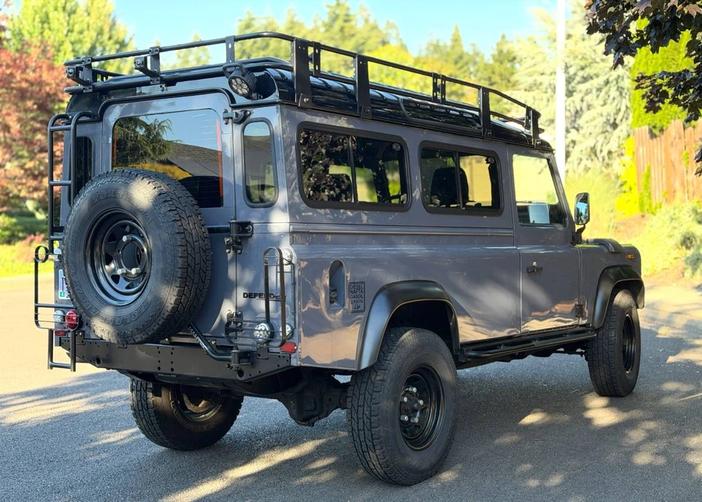 1990 Land Rover Defender 110 - Image 3 of 21