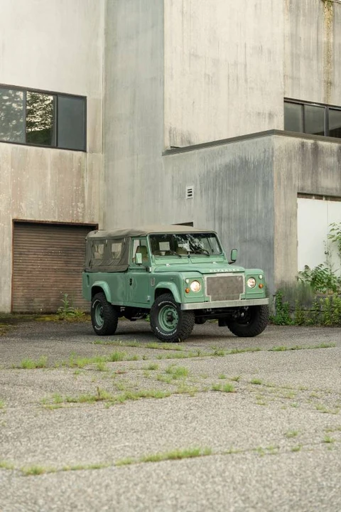 1990 Land Rover Defender 110 - Image 14 of 23