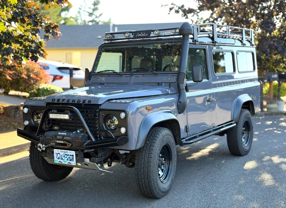 1990 Land Rover Defender 110 - Image 2 of 21