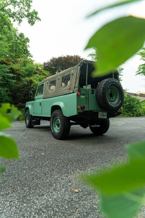 1990 Land Rover Defender 110 - Image 9 of 23