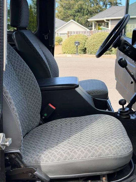 1990 Land Rover Defender 110 - Image 6 of 21