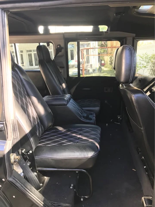 1990 Land Rover Defender 110 - Image 7 of 20