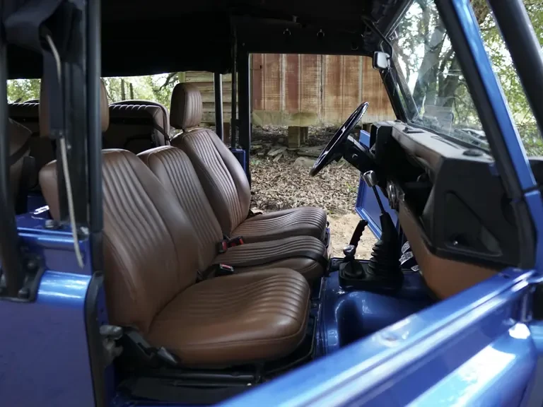 1990 Land Rover Defender 110 - Image 6 of 31