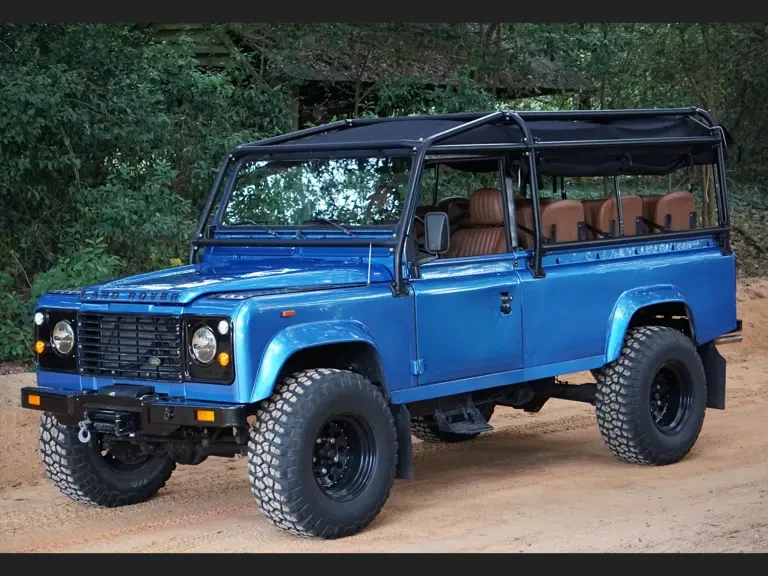 1990 Land Rover Defender 110 - Image 2 of 31