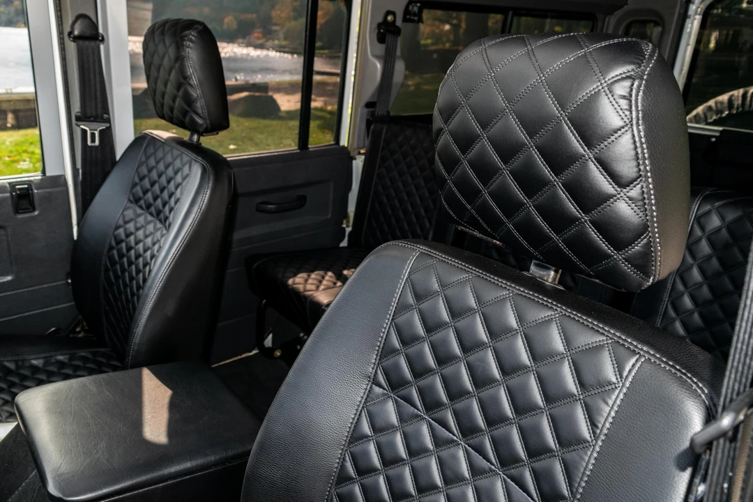 1990 Land Rover Defender 110 - Image 21 of 31