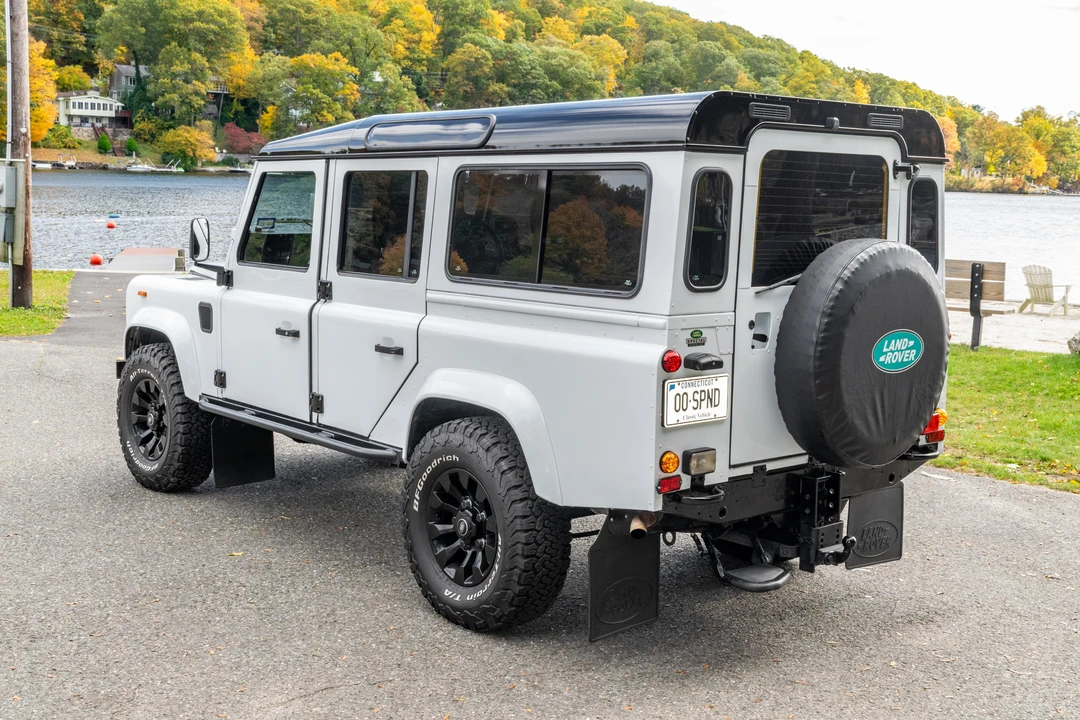 1990 Land Rover Defender 110 - Image 9 of 31