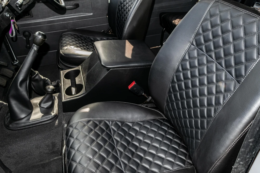 1990 Land Rover Defender 110 - Image 26 of 31