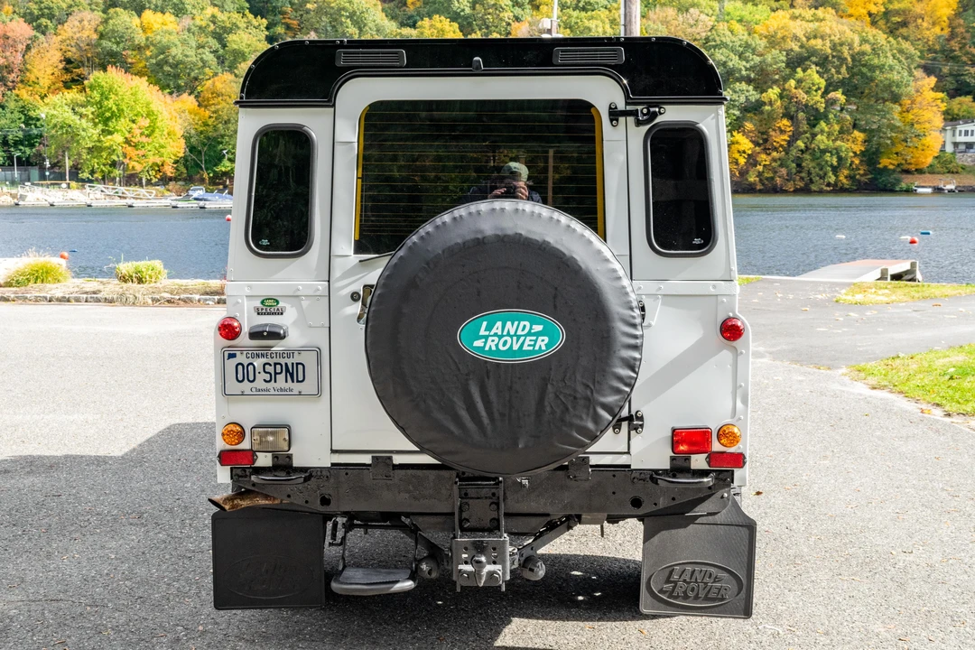 1990 Land Rover Defender 110 - Image 5 of 31