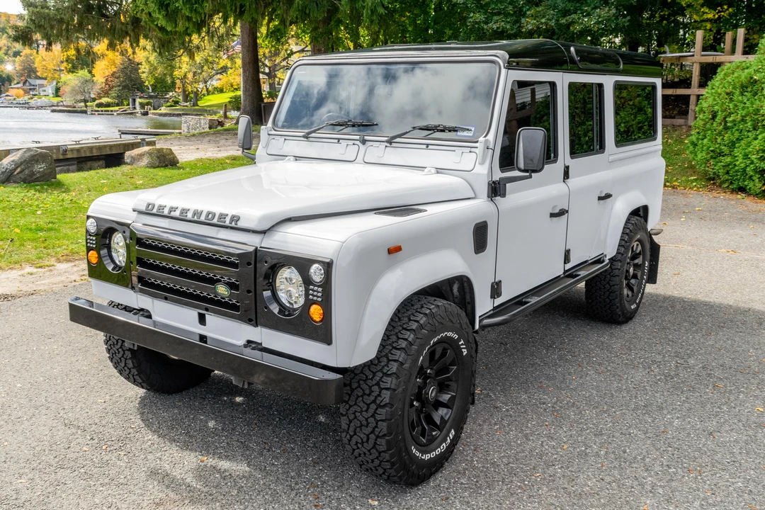 1990 Land Rover Defender 110 - Image 7 of 31