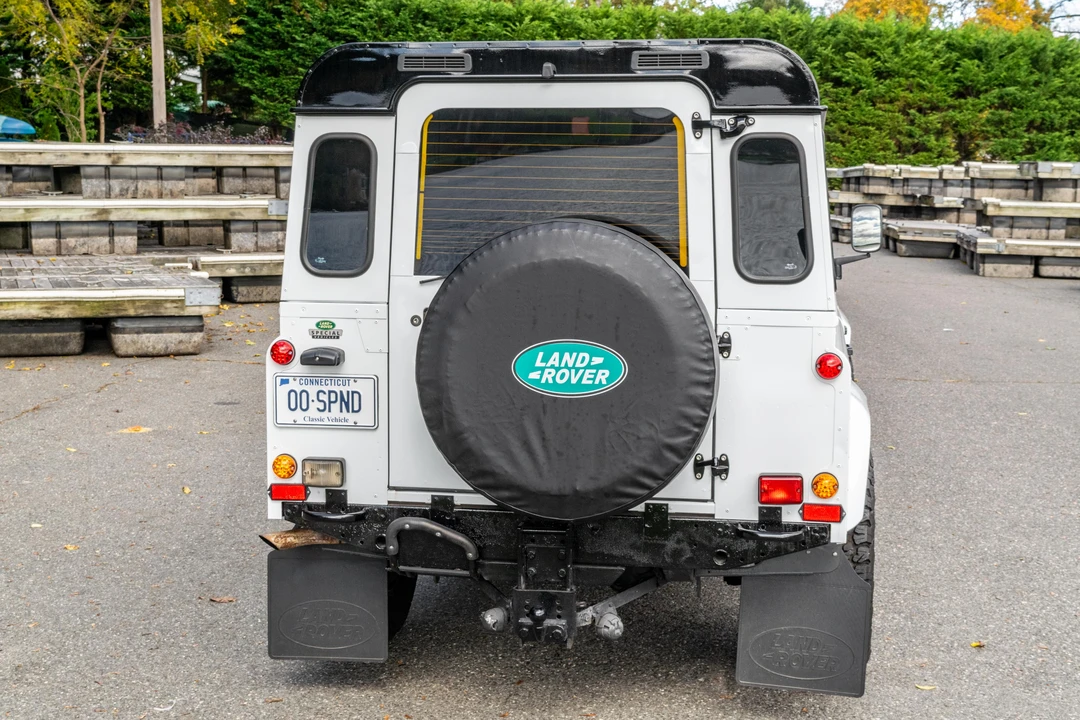 1990 Land Rover Defender 110 - Image 10 of 31