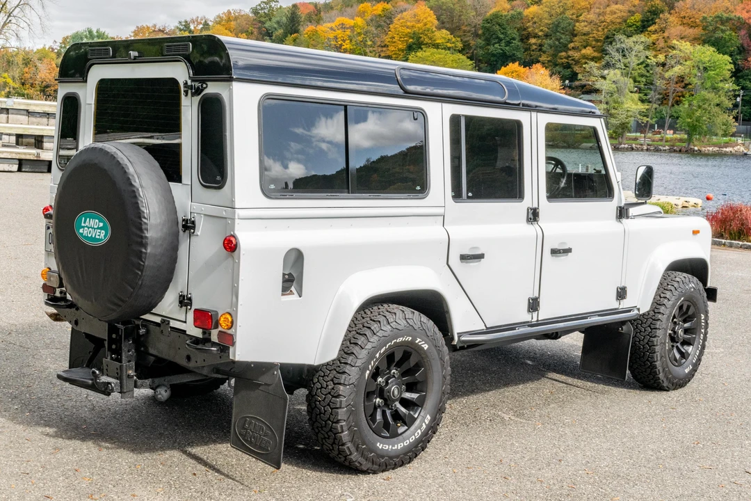 1990 Land Rover Defender 110 - Image 4 of 31