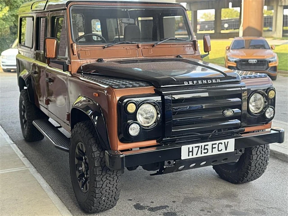1990 Land Rover Defender 110 - Image 3 of 25