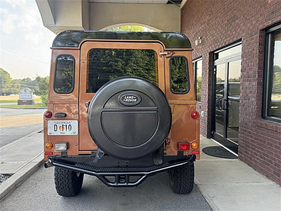 1990 Land Rover Defender 110 - Image 5 of 25