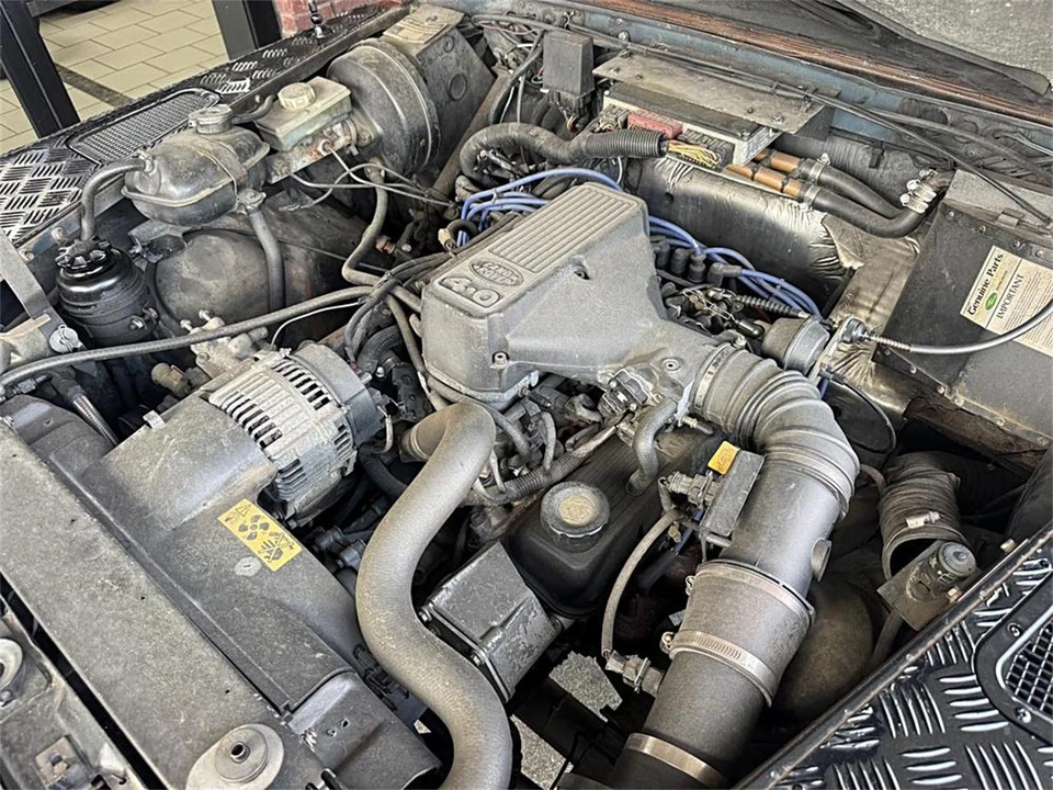 1990 Land Rover Defender 110 - Image 8 of 25
