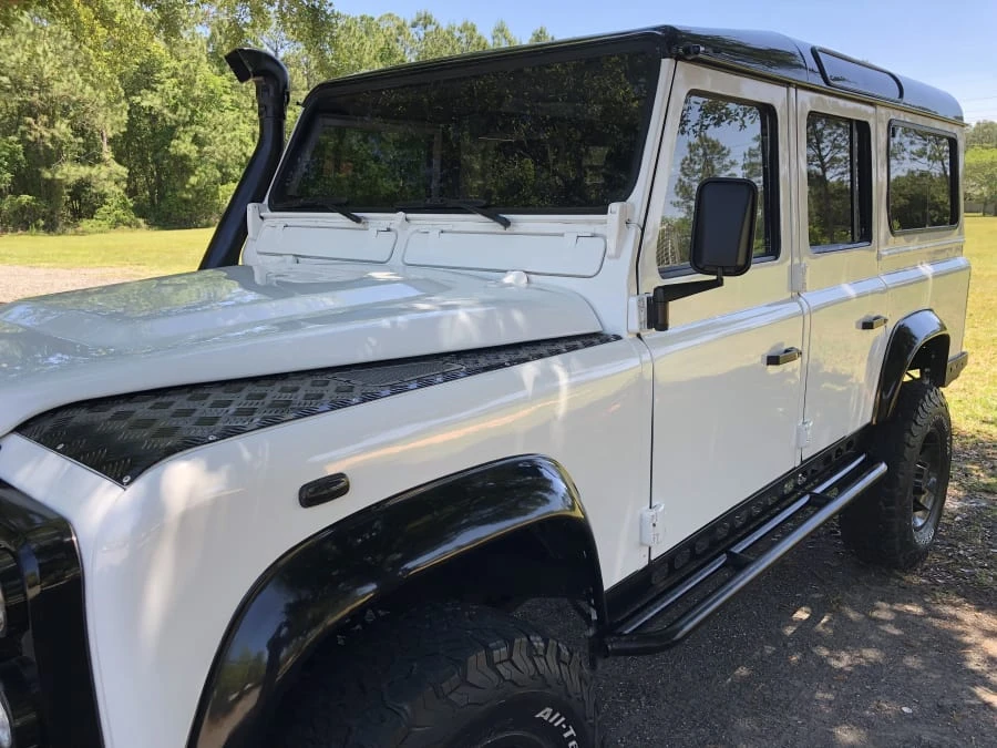 1990 Land Rover Defender 110 - Image 6 of 20