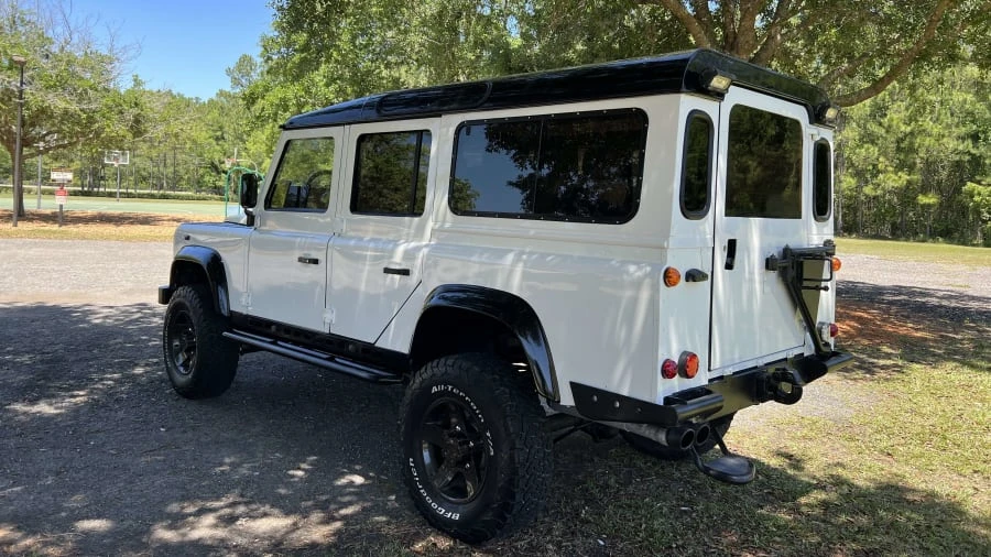 1990 Land Rover Defender 110 - Image 7 of 20