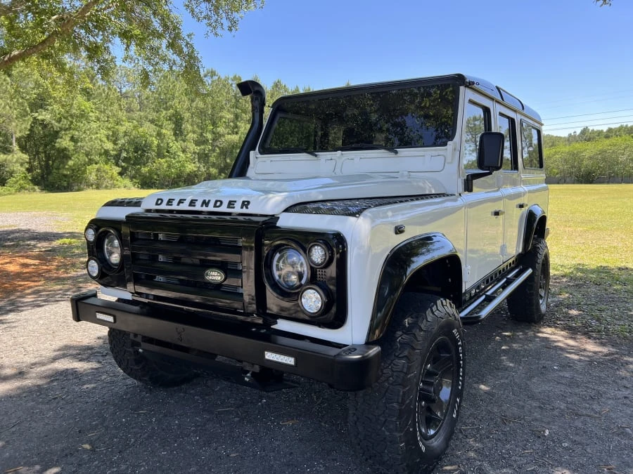 1990 Land Rover Defender 110 - Image 8 of 20