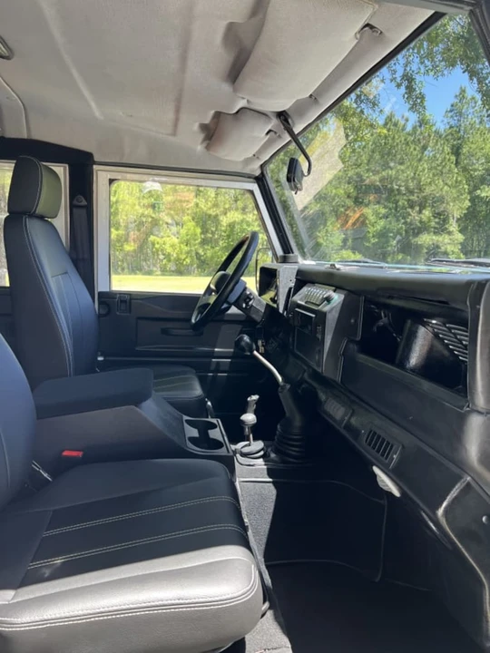 1990 Land Rover Defender 110 - Image 13 of 20