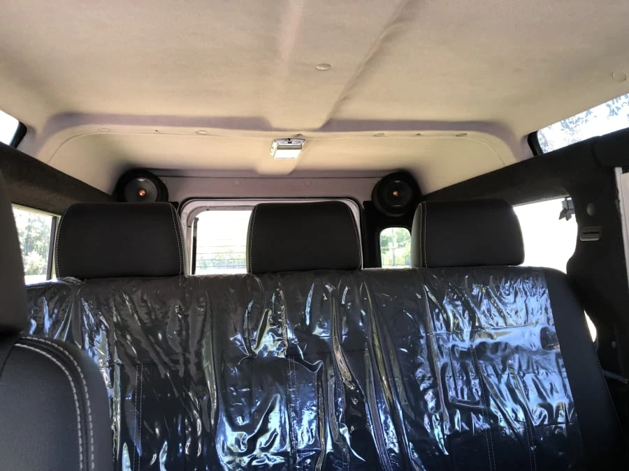 1990 Land Rover Defender 110 - Image 16 of 20