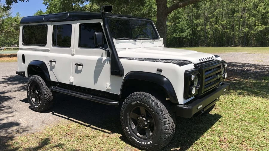1990 Land Rover Defender 110 - Image 4 of 20