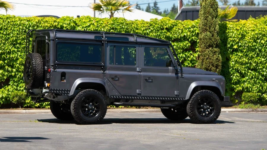 1990 Land Rover Defender 110 - Image 3 of 25
