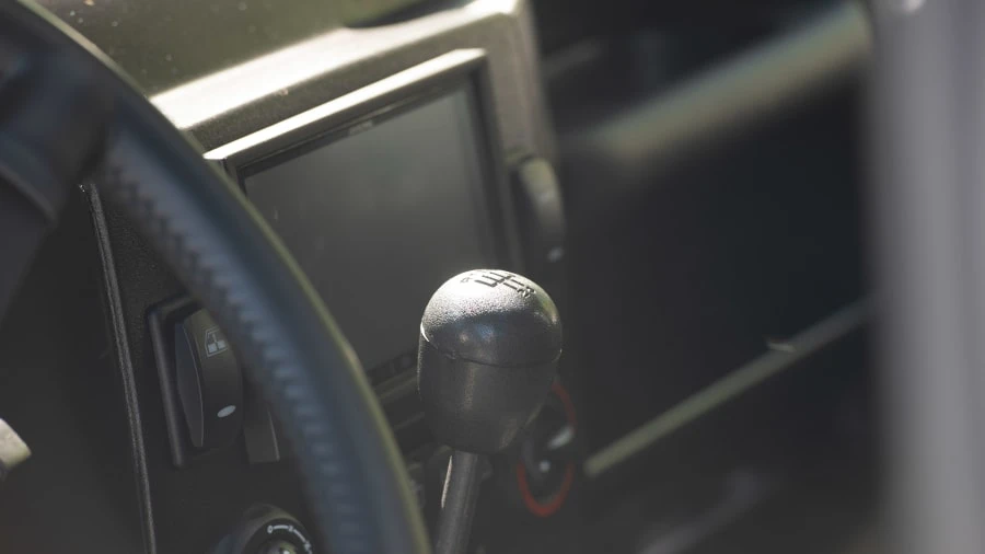 1990 Land Rover Defender 110 - Image 10 of 25