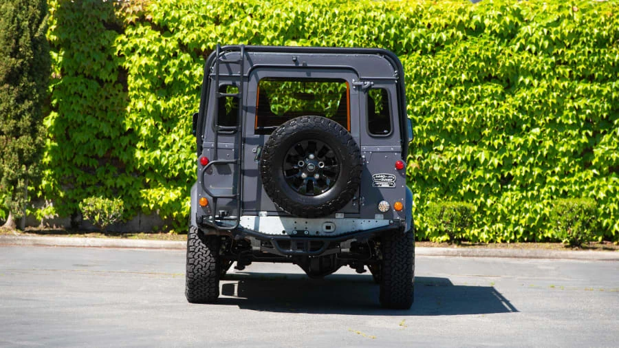 1990 Land Rover Defender 110 - Image 16 of 25