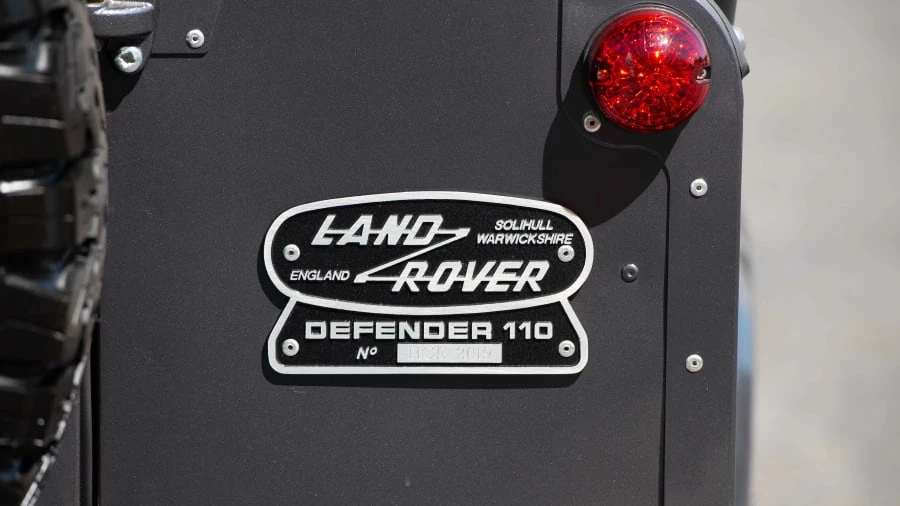 1990 Land Rover Defender 110 - Image 19 of 25