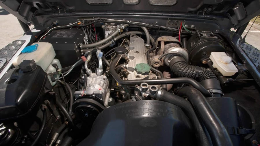 1990 Land Rover Defender 110 - Image 6 of 25