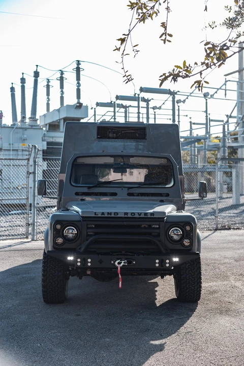1990 Land Rover Defender 110 - Image 8 of 31
