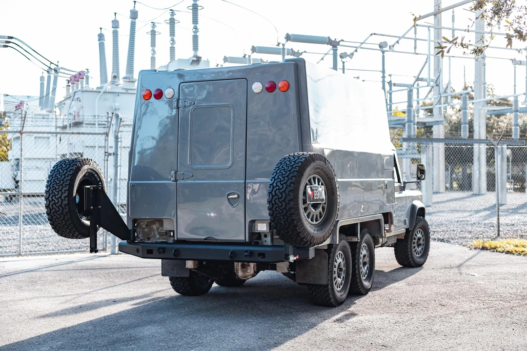 1990 Land Rover Defender 110 - Image 19 of 31