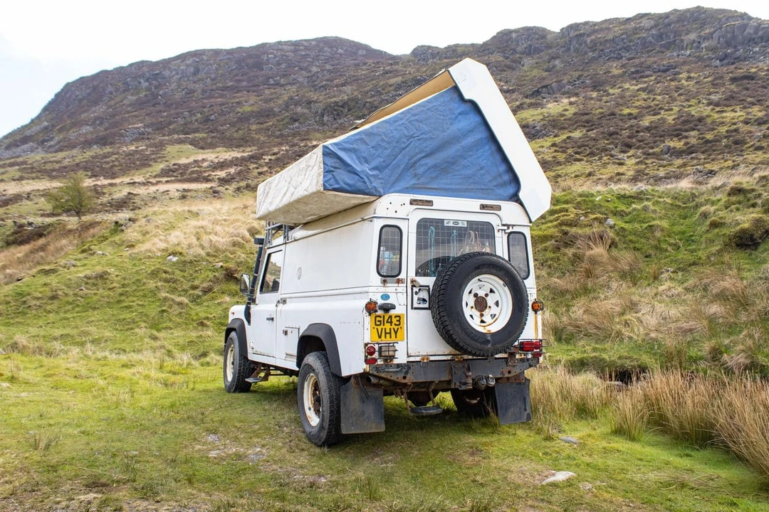 1990 Land Rover Defender 110 - Image 10 of 30